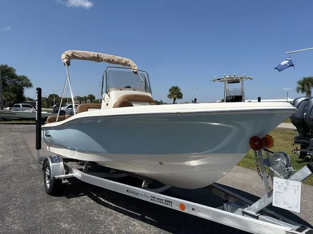 Slide: The Image of Pioneer 180 Islander 2026 - 6