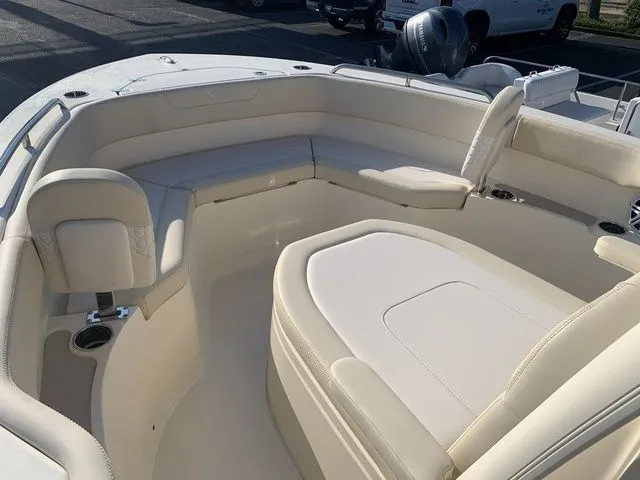 Slide: The Image of Scout 215 XSF 2026 - 28