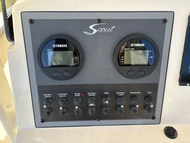 Slide: The Image of Scout 195 Sportfish 2026 - 18