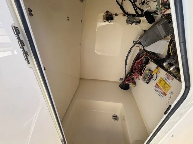 Slide: The Image of Scout 195 Sportfish 2026 - 21