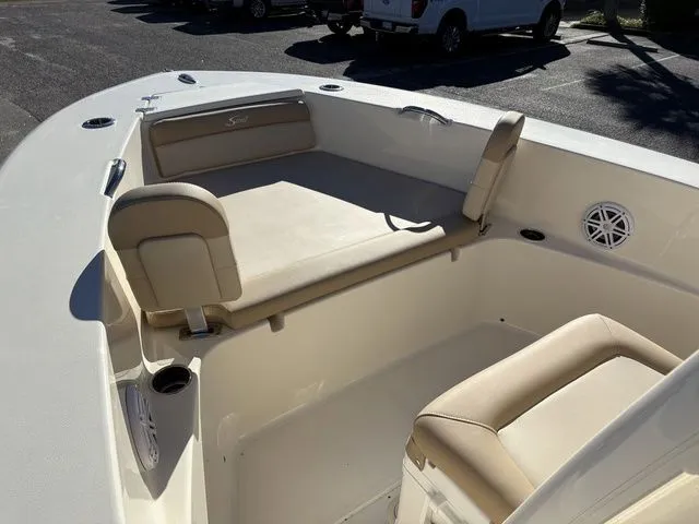 Slide: The Image of Scout 195 Sportfish 2026 - 22