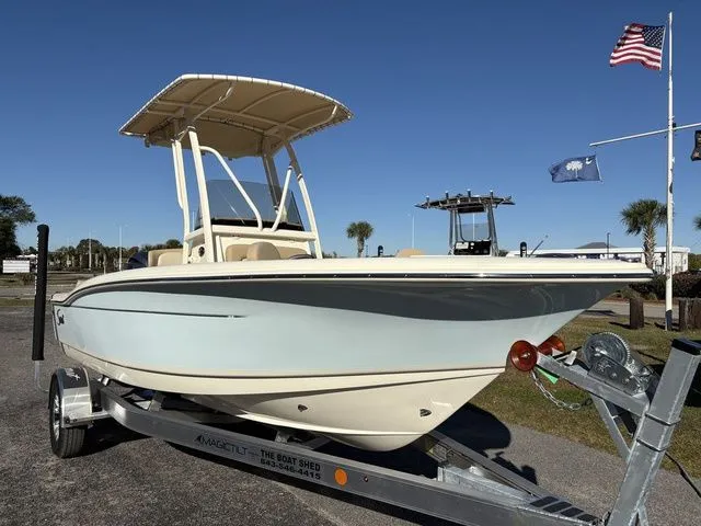 Slide: The Image of Scout 195 Sportfish 2026 - 6