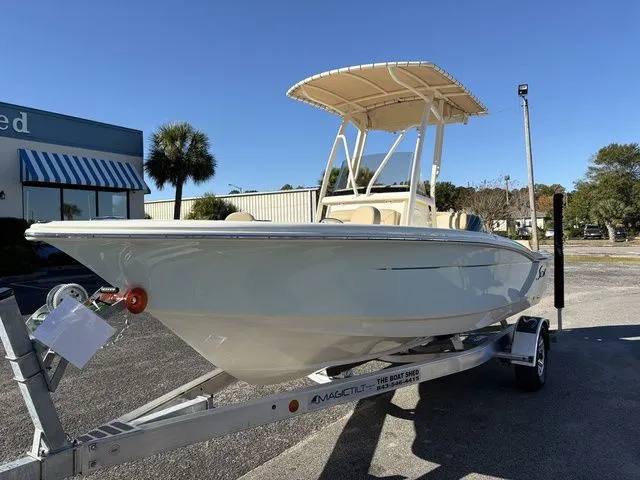 Slide: The Image of Scout 195 Sportfish 2026 - 8