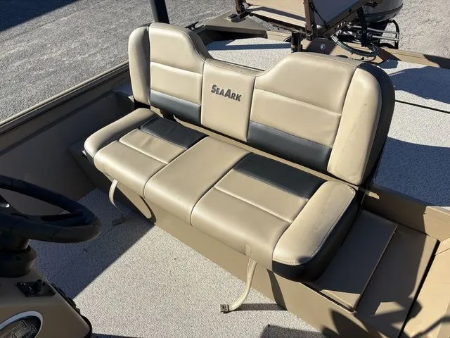 Slide: The Image of SeaArk Shadow 18 Center Console 2026 - 12