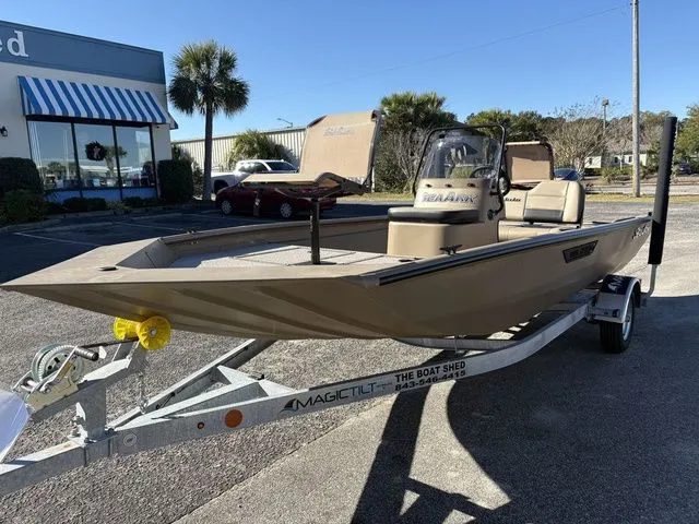 Slide: The Image of SeaArk Shadow 18 Center Console 2026 - 8