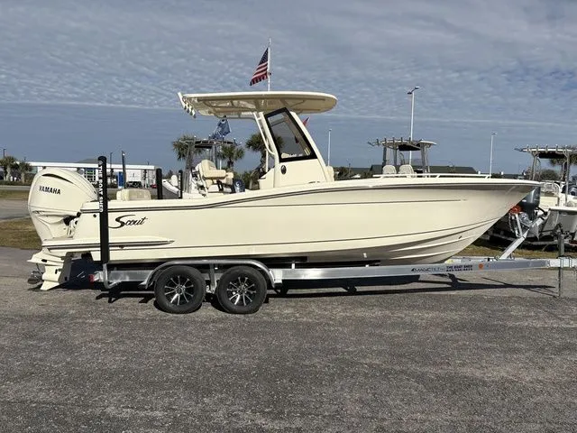 Slide: The Image of Scout 240 XSF 2026 - 5