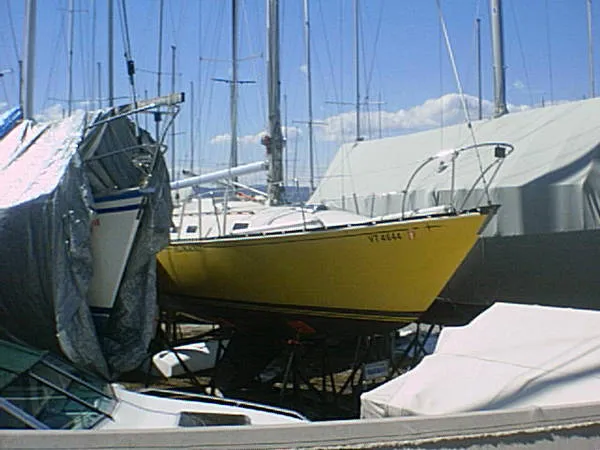 Slide: The Image of Ontario C&C Viking 33 1974 - 0