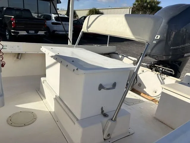 Slide: The Image of Parker Marine 18 CC 1992 - 11