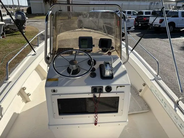 Slide: The Image of Parker Marine 18 CC 1992 - 12