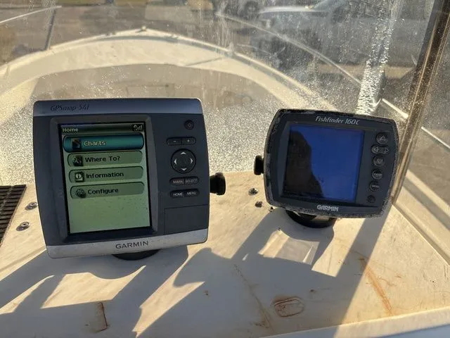 Slide: The Image of Parker Marine 18 CC 1992 - 13