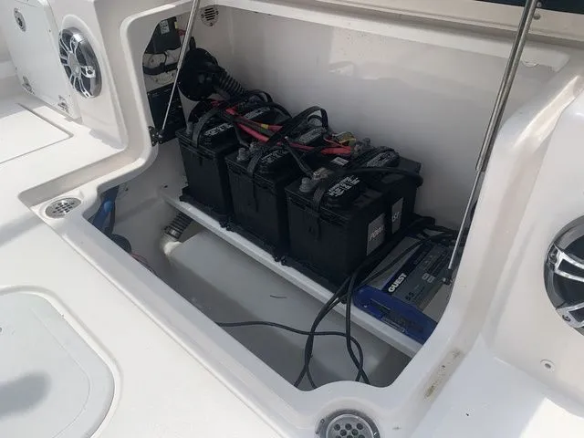 Slide: The Image of Sea Fox 268 Commander 2023 - 11