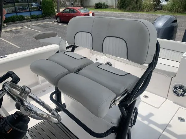 Slide: The Image of Sea Fox 268 Commander 2023 - 15