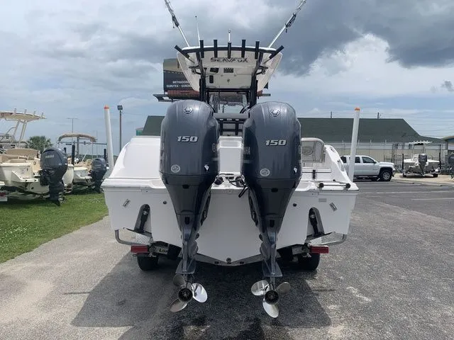 Slide: The Image of Sea Fox 268 Commander 2023 - 3