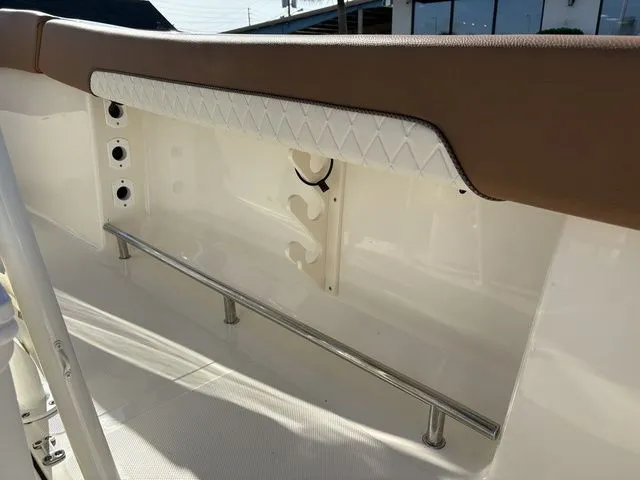 Slide: The Image of Pioneer 202 Islander 2025 - 12