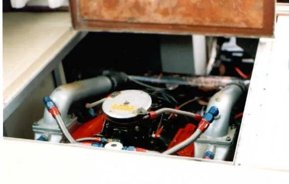 Slide: The Image of Sea Ray SRV 300 Sedan 1979 - 5
