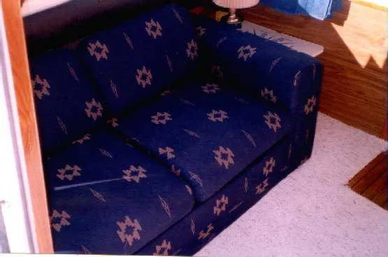 Slide: The Image of Sea Ray SRV 300 Sedan 1979 - 6