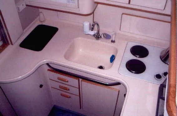 Slide: The Image of Sea Ray 370 Sedan Bridge 1995 - 6