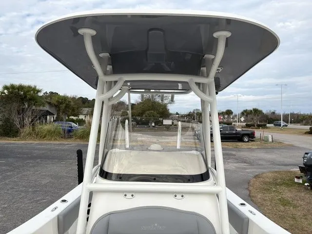 Slide: The Image of NauticStar 2302 Legacy 2022 - 25