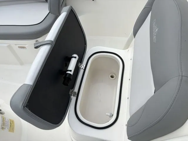 Slide: The Image of NauticStar 2302 Legacy 2022 - 27