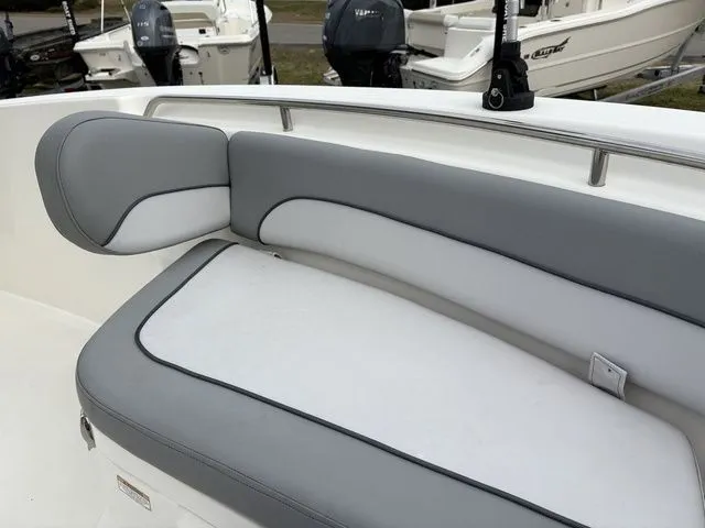Slide: The Image of NauticStar 2302 Legacy 2022 - 29