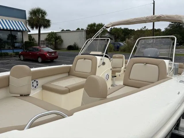 Slide: The Image of Scout 195 Sport Dorado 2026 - 20