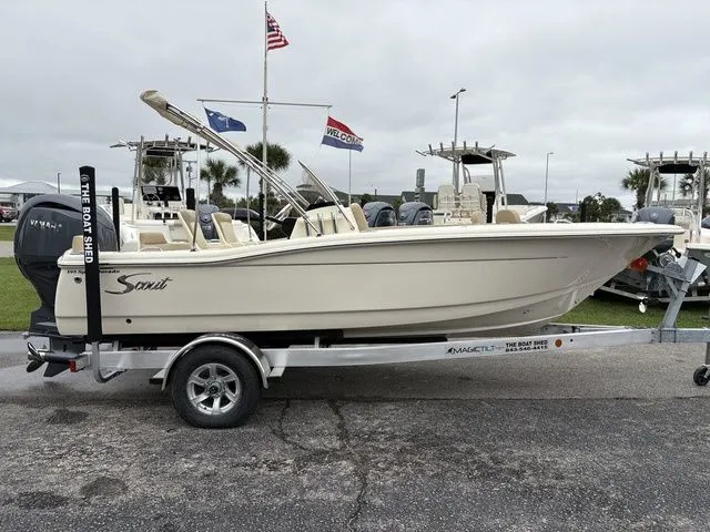 Slide: The Image of Scout 195 Sport Dorado 2026 - 5