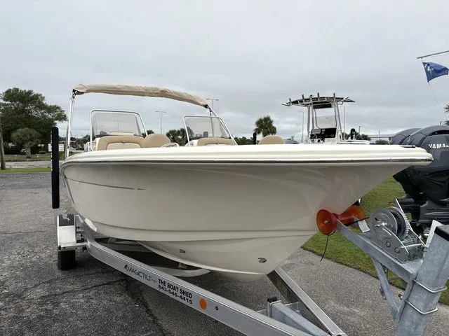 Slide: The Image of Scout 195 Sport Dorado 2026 - 6