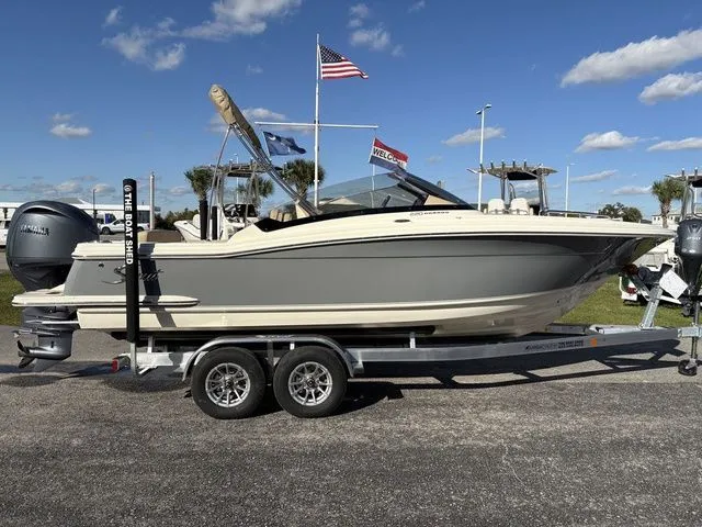 Slide: The Image of Scout 220 Dorado 2026 - 5