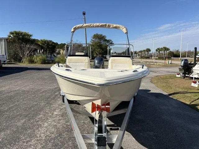 Slide: The Image of Scout 188 Sport Dorado 2026 - 7