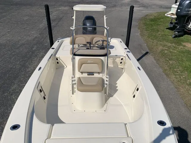 Slide: The Image of Scout 177 Sport 2025 - 27