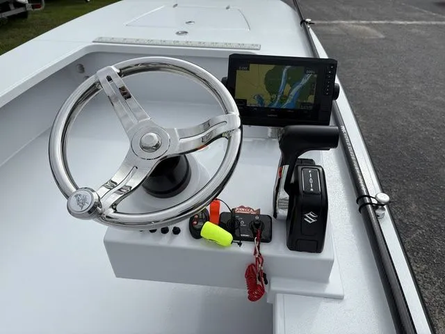 Slide: The Image of East Cape EVO 17V 2025 - 11