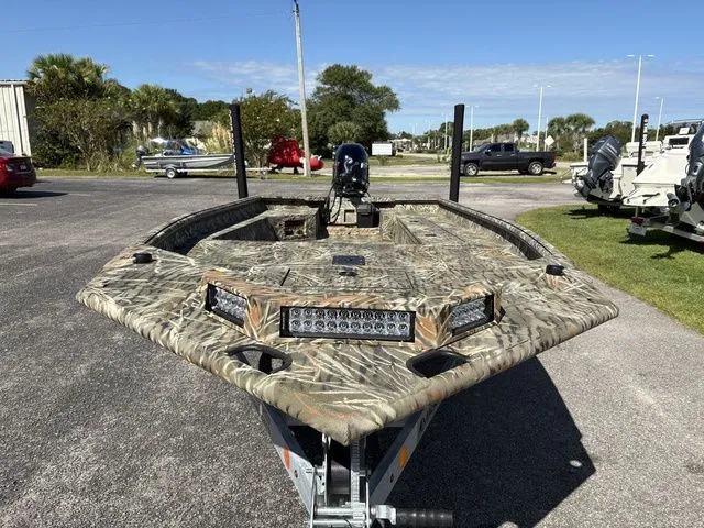 Slide: The Image of SeaArk 1960 Slayer 2026 - 7