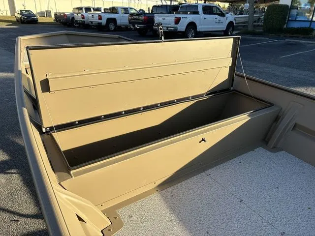 Slide: The Image of SeaArk 1648 MV 2026 - 11