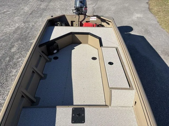 Slide: The Image of SeaArk DXS 1548 DKLD 2026 - 16