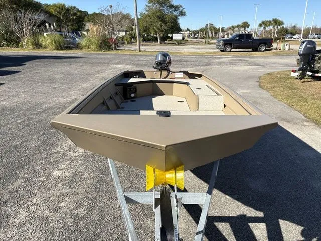 Slide: The Image of SeaArk DXS 1548 DKLD 2026 - 7