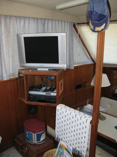 Slide: The Image of Chris-Craft 362 DCFB 1987 - 4