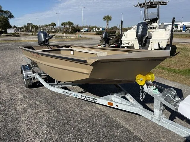 Slide: The Image of SeaArk DXS 1652 DKLD 2026 - 6