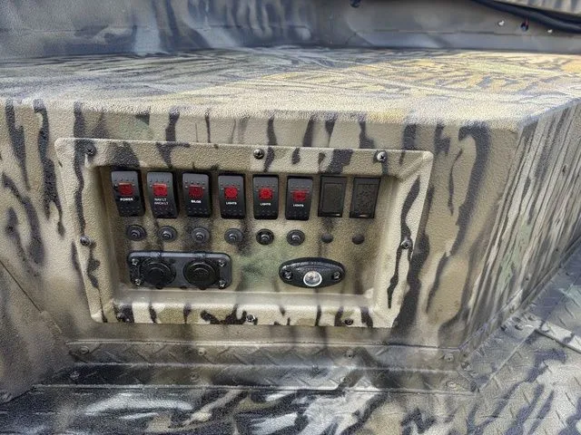 Slide: The Image of SeaArk 1752 Slayer X 2026 - 10