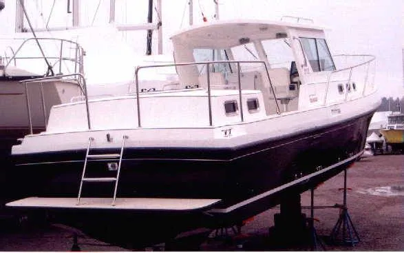 Slide: The Image of Albin 30 Family Cruiser 2004 - 1