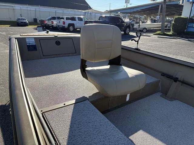 Slide: The Image of SeaArk DXS 1548 DKLD 2025 - 14