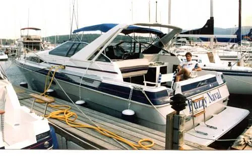 Slide: The Image of Bayliner 3485 Avanti Sb 1989 - 0