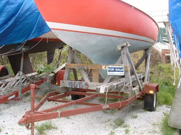 Slide: The Image of Pearson Ensign 1977 - 4