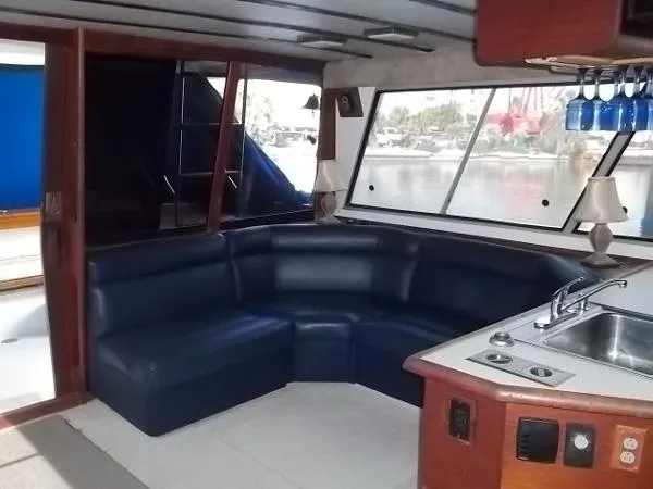 Slide: The Image of Bayliner 4588 1988 - 5