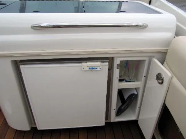 Slide: The Image of Chris-Craft 28 LG CORSAIR 2005 - 5
