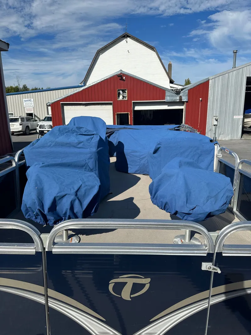 Slide: The Image of Tahoe GT2080QF 2014 - 16