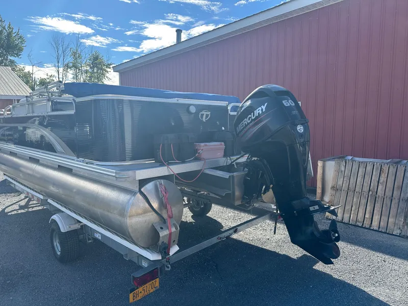 Slide: The Image of Tahoe GT2080QF 2014 - 3