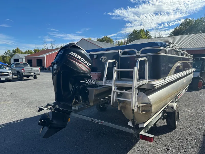 Slide: The Image of Tahoe GT2080QF 2014 - 4