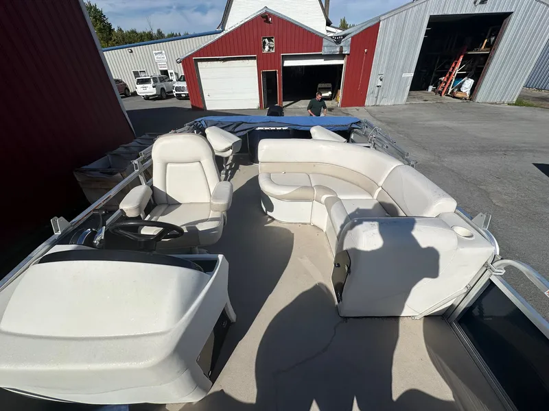 Slide: The Image of Tahoe GT2080QF 2014 - 8