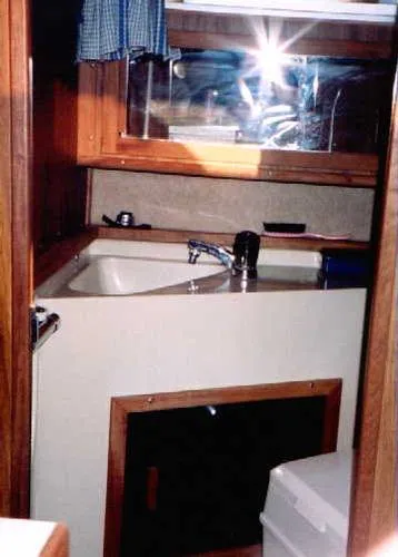Slide: The Image of Sea Ray 260 Sundancer 1984 - 3