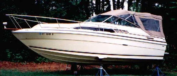 Slide: The Image of Sea Ray 260 Sundancer 1984 - 8